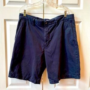 NAUTICA NAVY BLUE CLASSIC FIT DECK SHORTS SIZE 36